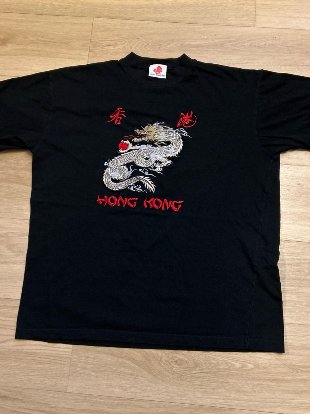 Vintage single stitched  Black Dragon embroidered  'Hong Kong' Graphic Tee